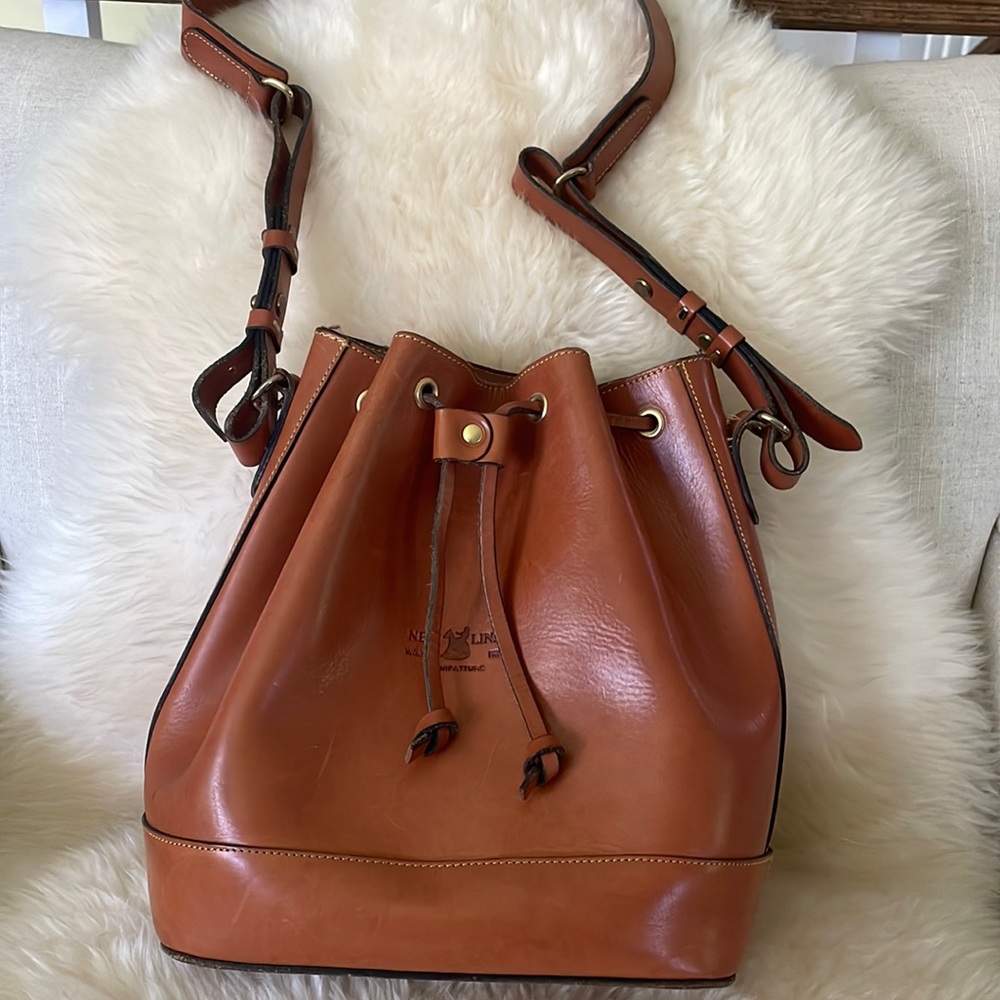 New Line ITALIAN LEATHER MID SIZE BUCKET BAG-cognac
